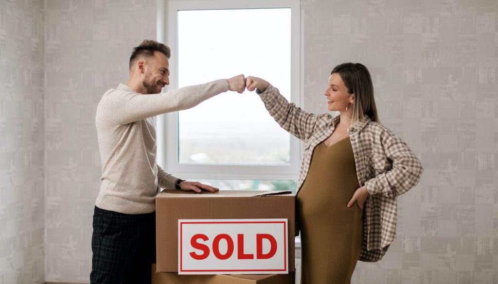 From-listed-to-sold_-understanding-how-long-it-takes-to-sell-a-house