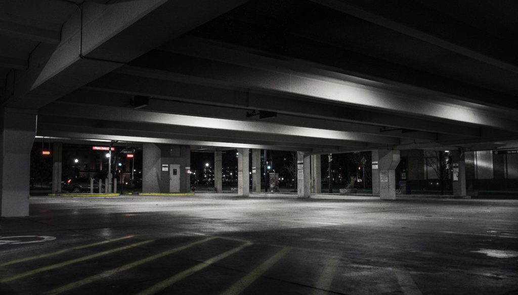 Mastering-tandem-parking_-the-pros-cons-and-key-considerations